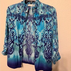 Chic Blue Patterned Blouse